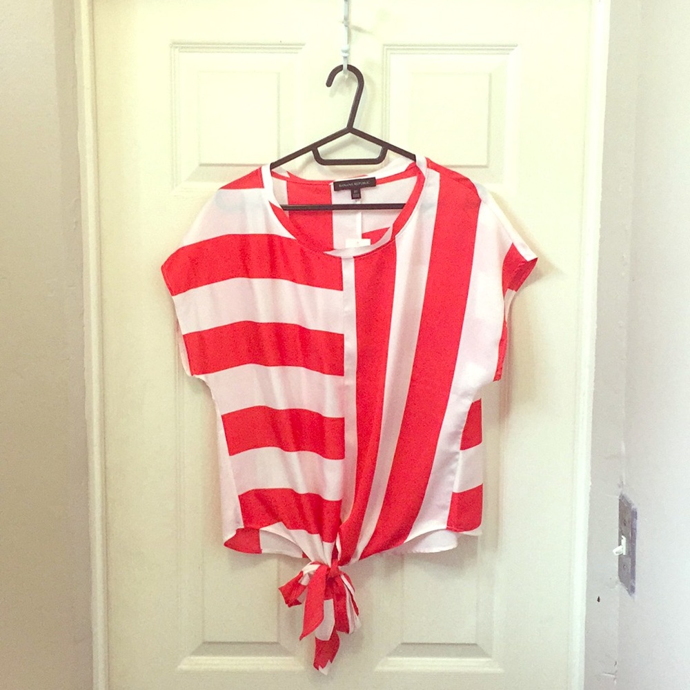 Banana Republic tie-front block striped top